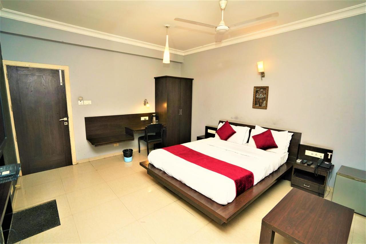 New Hotel Europa Inn Rajkot Luaran gambar