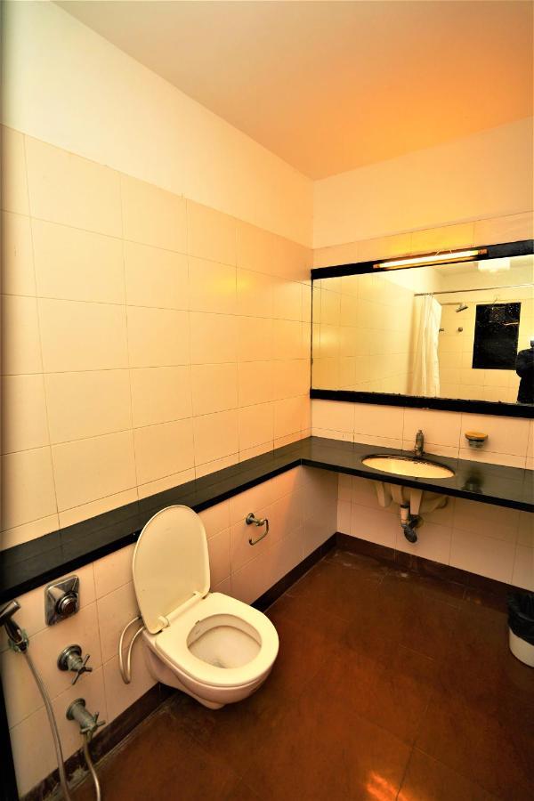 New Hotel Europa Inn Rajkot Luaran gambar