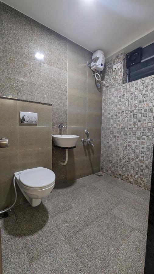 New Hotel Europa Inn Rajkot Luaran gambar