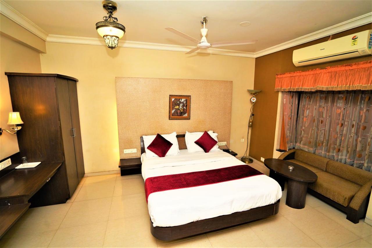 New Hotel Europa Inn Rajkot Luaran gambar
