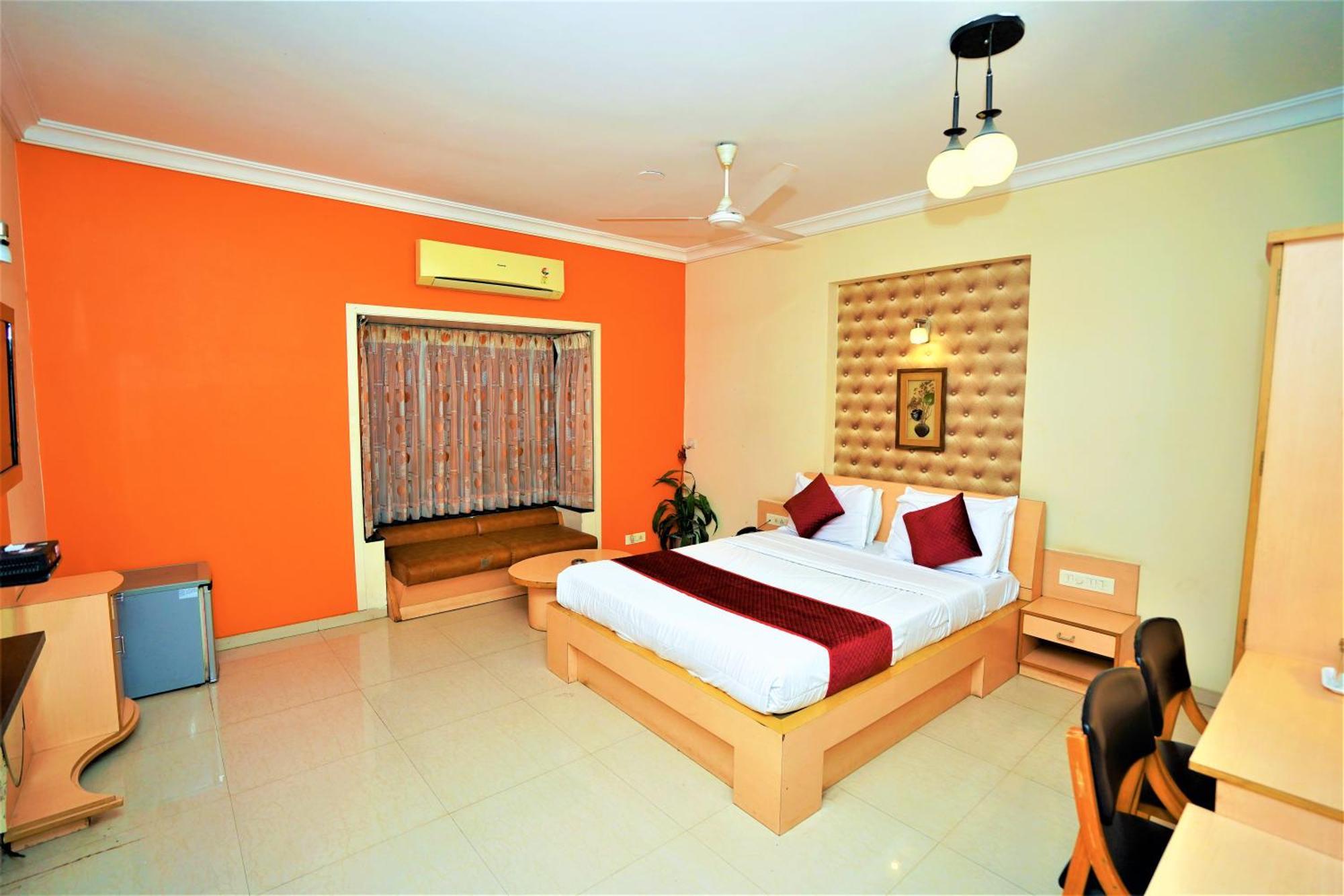 New Hotel Europa Inn Rajkot Luaran gambar
