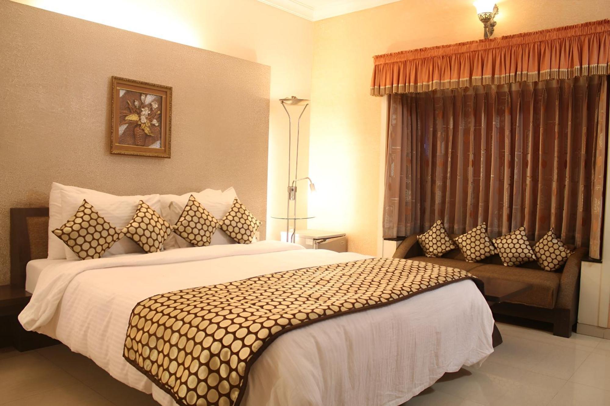 New Hotel Europa Inn Rajkot Luaran gambar